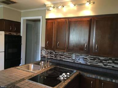 Main picture of 34 Floral Ave