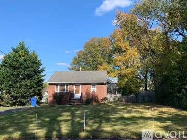 Main picture of 44 Holly Rd