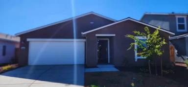 Main picture of 4011 Bayonet Dr