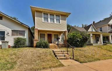 Main picture of 510 1/2 E Oklahoma Ave