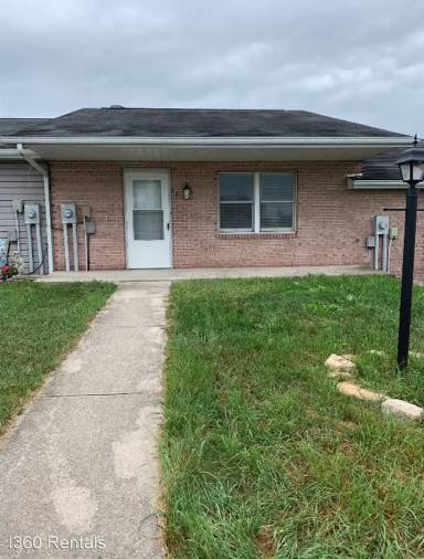 Main picture of 82 Nottingham Dr