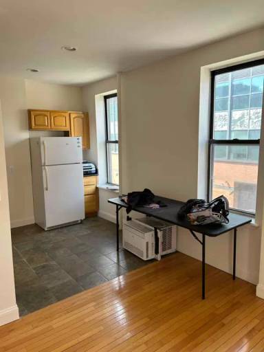Main picture of 100 W Th
