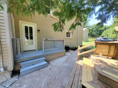 Main picture of 3781 Union St