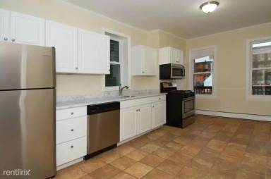 Main picture of 261 Havre St