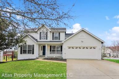 Main picture of 8 Daytona Ct
