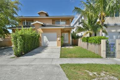 Main picture of Mando Condo