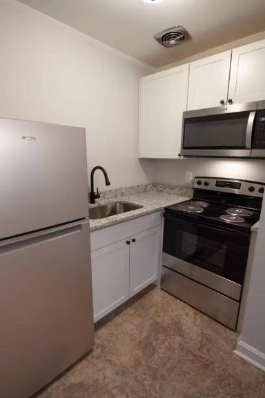 Main picture of 41665 Fenwick St