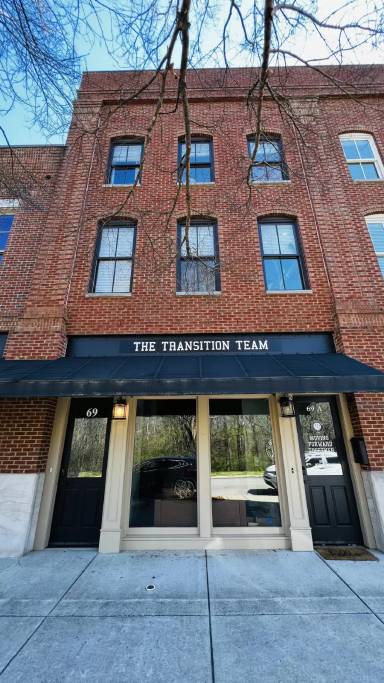 Main picture of 69 Town Center Dr NW