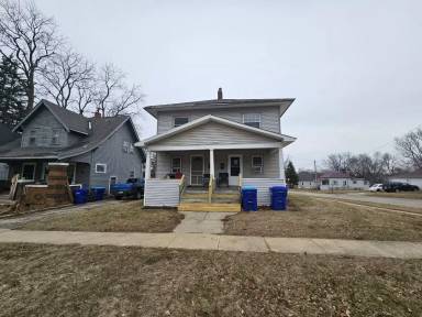 Main picture of 419 1st St NE
