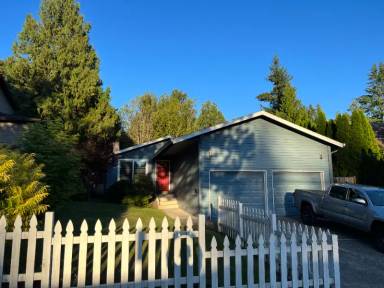Main picture of 8412 SW 30th Ave