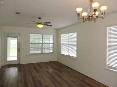 Main picture of 2320 Trailwood Dr