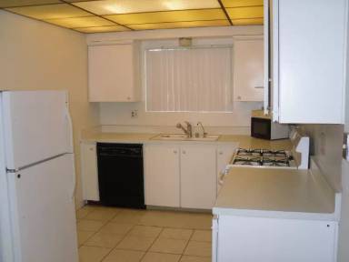Main picture of 810 E Washington Ave