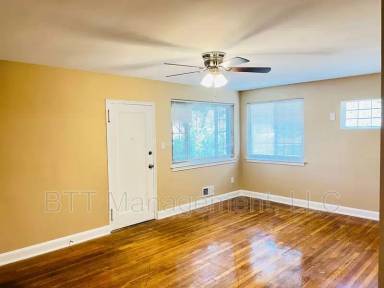 Main picture of 8717 Plymouth St