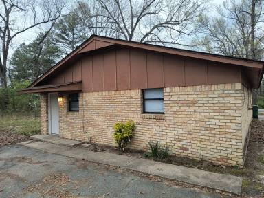 Main picture of 5916 W Malcomb St