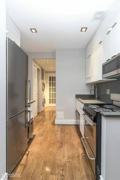 Main picture of 60 Avenue B