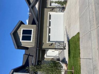 Main picture of 3356 Santa Fe Rd