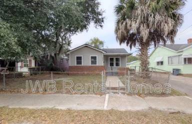 Main picture of 6836 N Pearl St