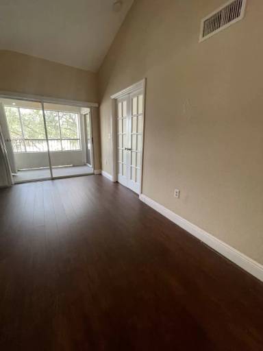Main picture of 2850 N Oakland Forest Dr