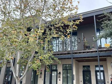 Main picture of 1269 N Academy Ave