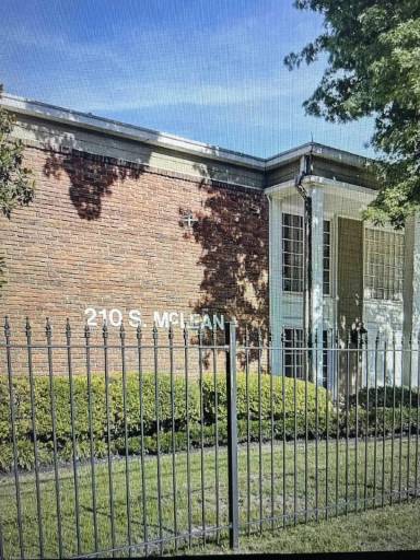 Main picture of 210 S McLean Blvd