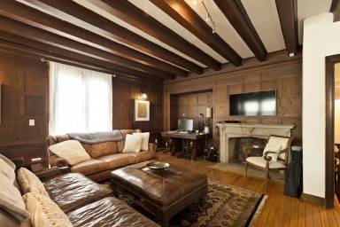 Main picture of 661 Prospect St