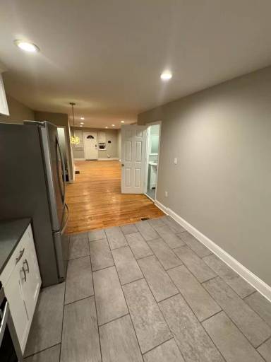 Main picture of 5855 Warrington Ave