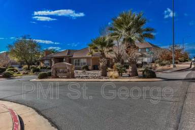 Main picture of 1000 E Bluff View Dr