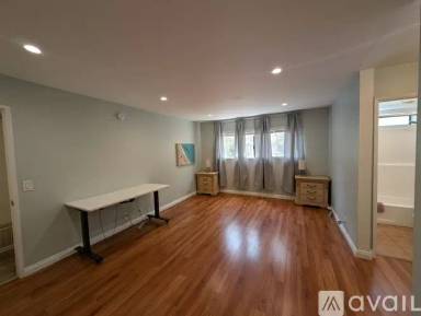 Main picture of 7515 Winnetka Ave