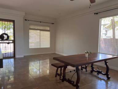 Main picture of 2226 W Periwinkle Way
