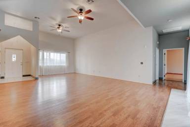 Main picture of 4880 Dorrell Ln