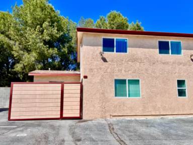 Main picture of 14475 Foothill Blvd