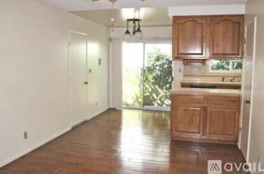 Main picture of 2125 W 235th St
