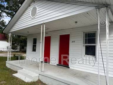 Main picture of 808 E Grand Ave