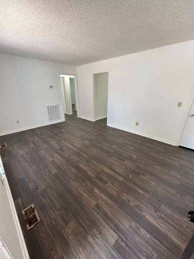 Main picture of 4754 Trenton Dr