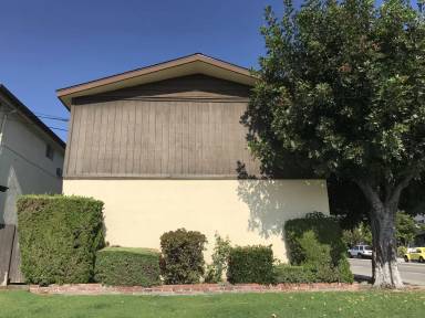 Main picture of 1001 W Summerland Ave