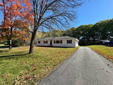 Main picture of 98 Burnell Dr
