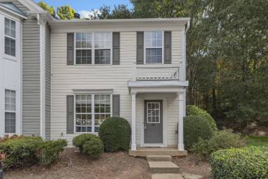 Main picture of 9155 Nesbit Ferry Rd