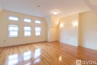 Main picture of 1404 Beacon St