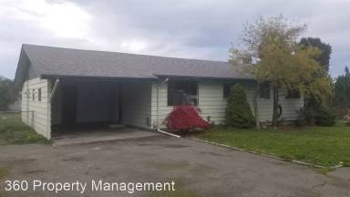 Main picture of 190 Pine Dr