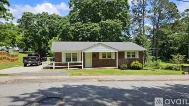 Main picture of 515 Green St
