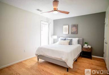 Main picture of Avera Place Condominiums