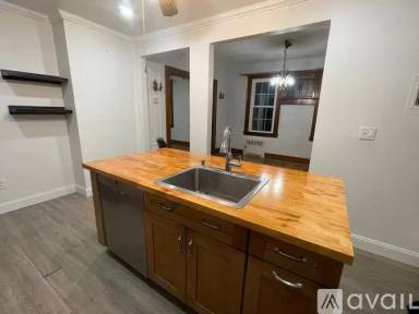 Main picture of 101 Boyden Ave