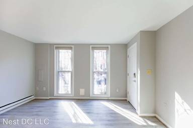 Main picture of 1421 Corcoran St NW
