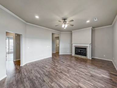 Main picture of 6011 S 36th St
