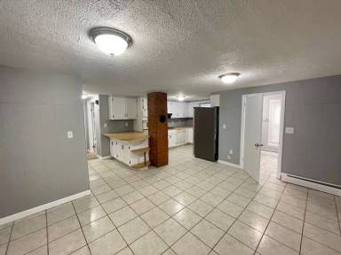 Main picture of 266 Douglas St