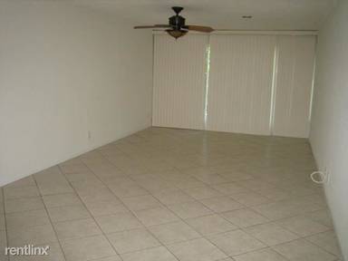 Main picture of 13857 Royal Palm Ct