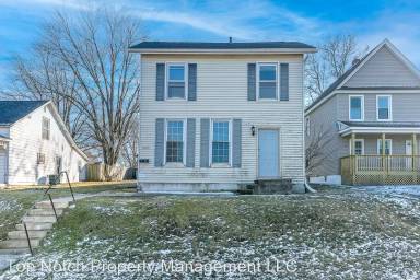 Main picture of 1405 E 12th St
