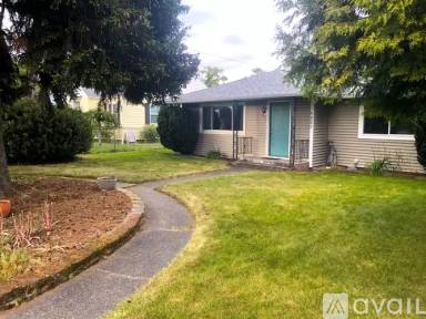 Main picture of 6827 S Prospect St