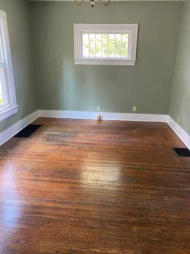 Main picture of 212 W Water St