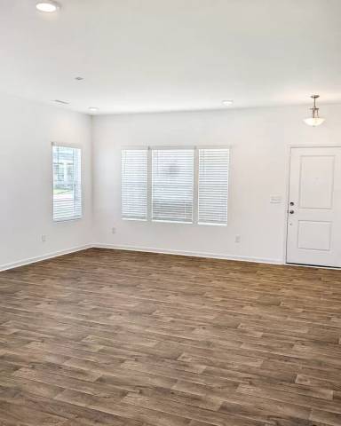 Main picture of 425 Gentle Bend Cv